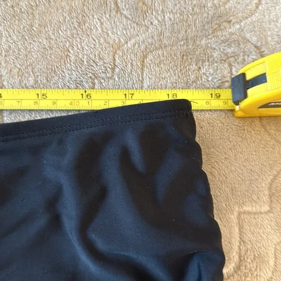 EUC Black Target Skort Swim Bottoms - Picture 5 of 7